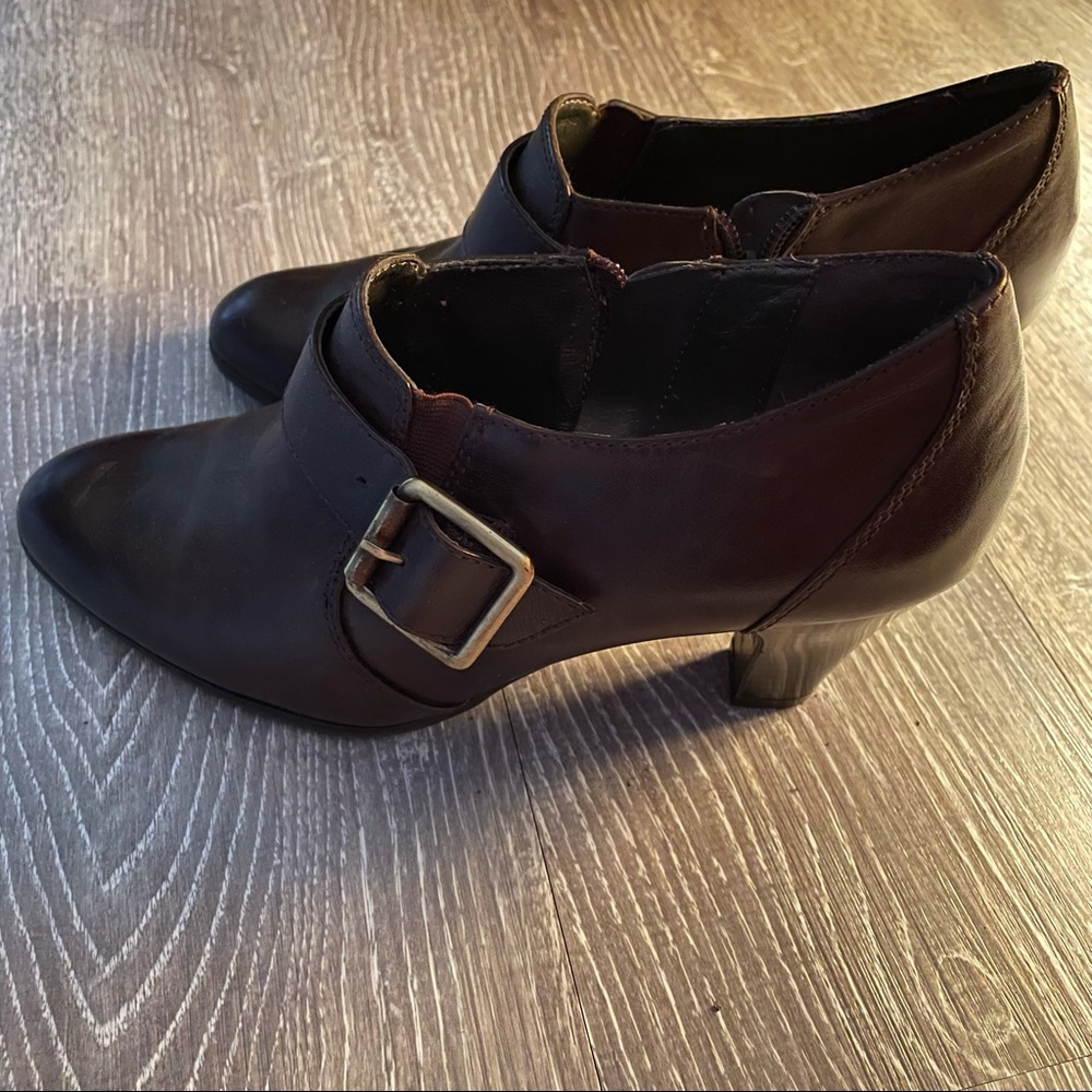 Naturalizer womens booties